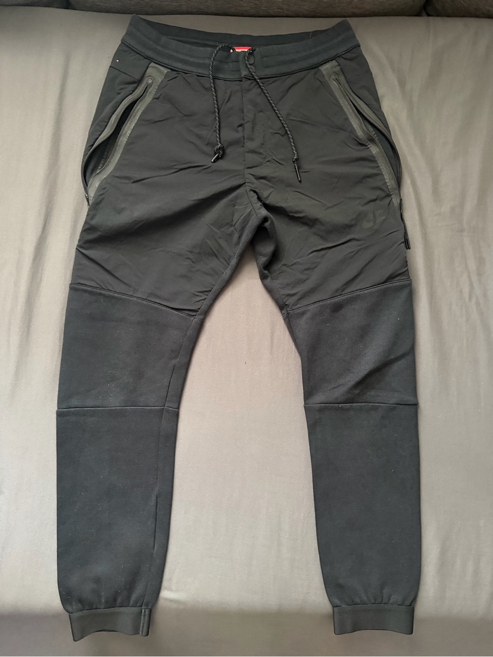 Nike Black Men's Joggers with Zip Pockets and Drawstring Waist